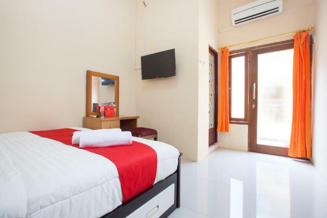 Hotel Reddoorz Syariah Near Untag Banyuwangi Banyuwangi  Esterno foto