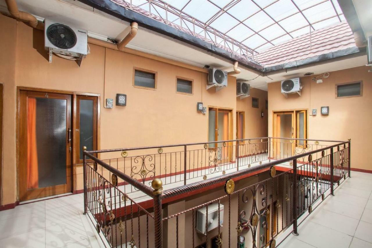 Hotel Reddoorz Syariah Near Untag Banyuwangi Banyuwangi  Esterno foto